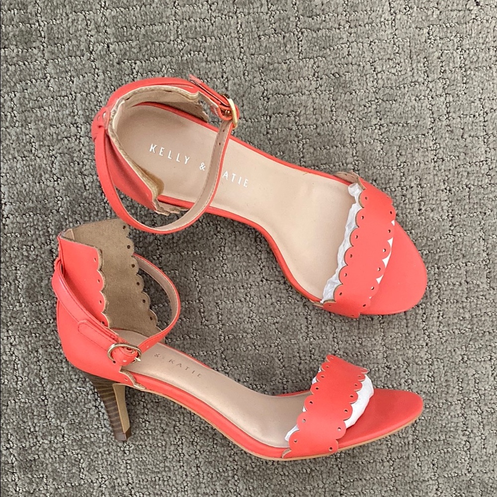Kelly & Katie Coral Heel Sandals